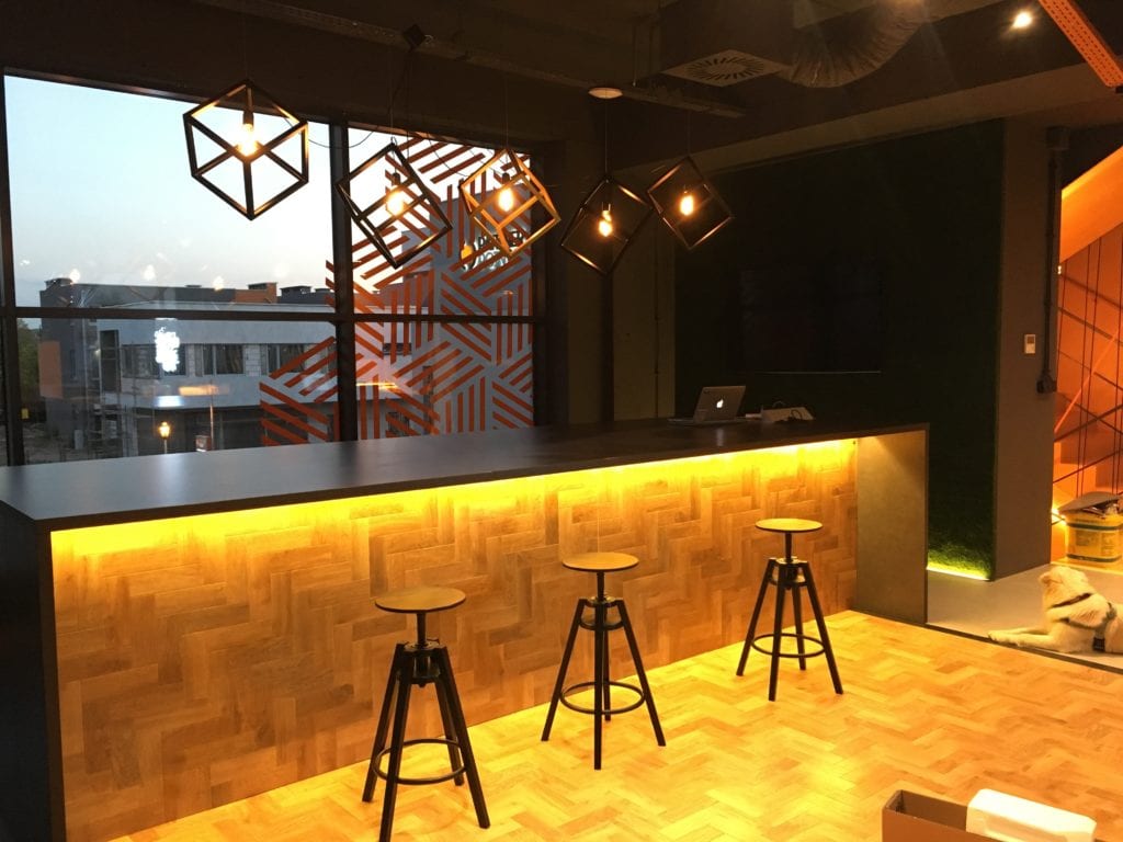 Showroom Partner Design
