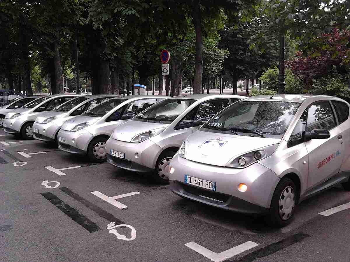 Wypożyczalnia aut elektrycznych coraz bliżej