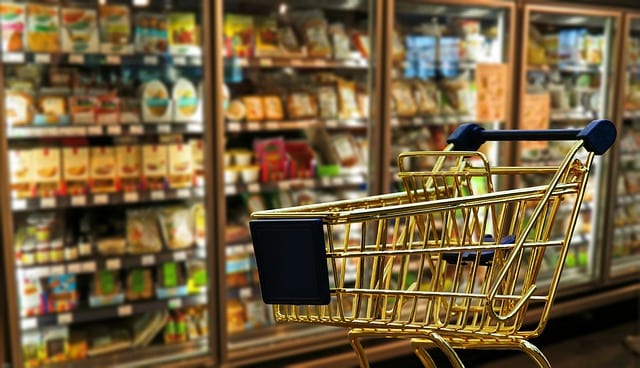 Ostatnie niedzielne zakupy przed majówką [Gdzie zrobisz zakupy 2 maja]