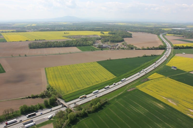 A4 z Wrocławia do Krzyżowej: zbudują nową drogę albo rozbudują istniejącą autostradę