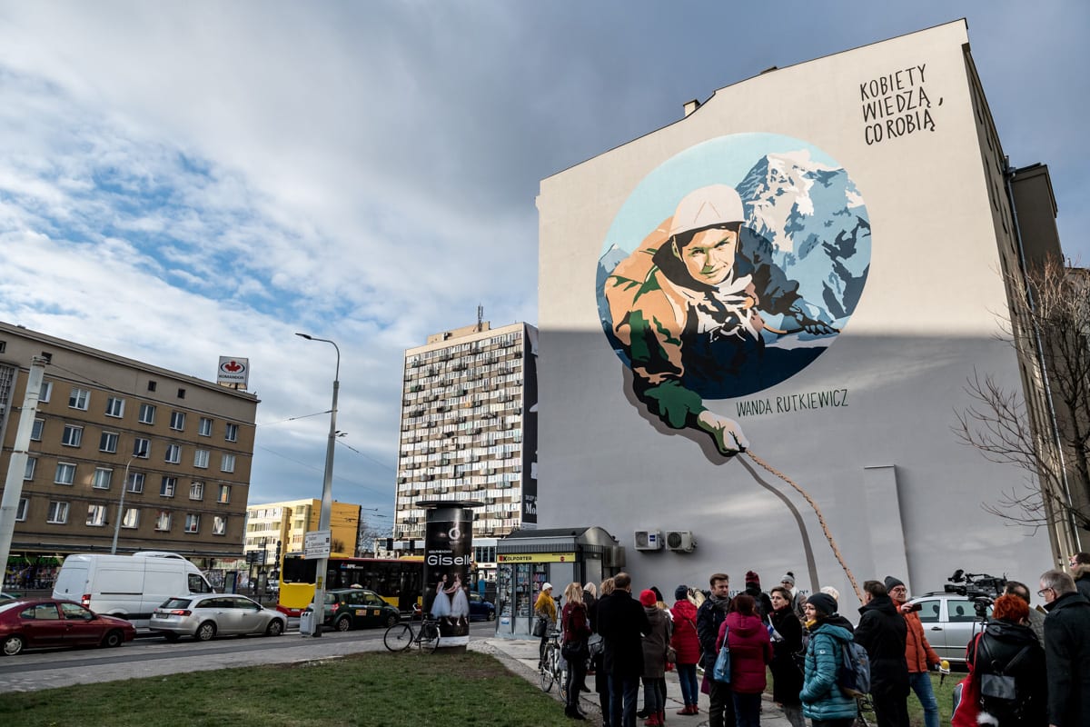Nowy mural przy placu Legionów [GALERIA]