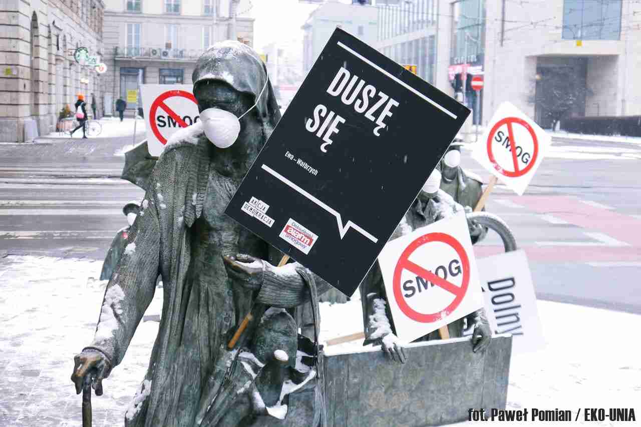 Dolny Śląsk się dusi. Mieszkańcy są zgodni: smog to bardzo duży problem