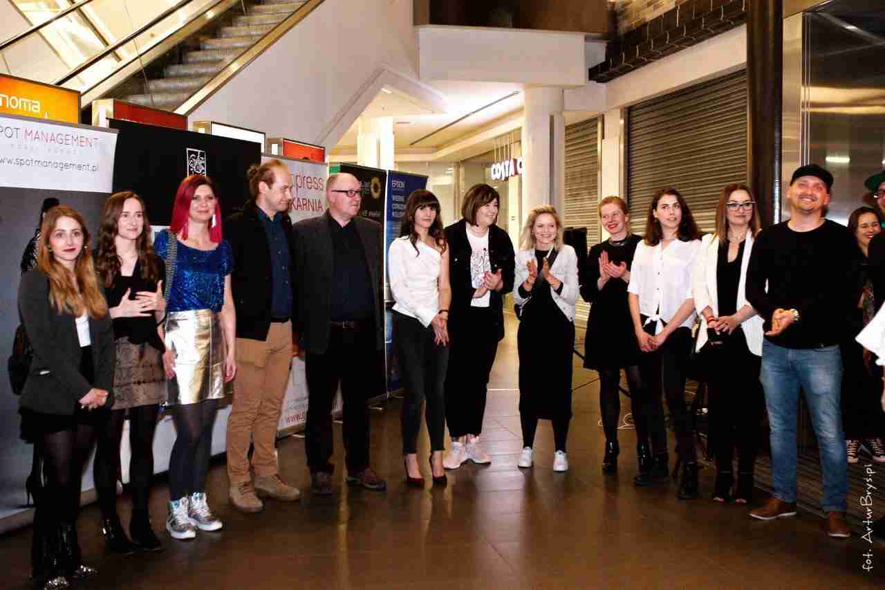 Wro Fashion Foto – wystawa fotografii mody we wrocławskim DH Renoma