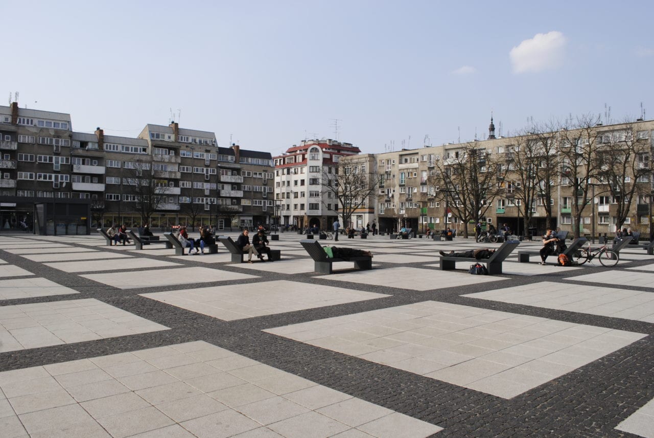 Plac Nowy Targ ożyje. Staną tam food trucki i instalacja przestrzenna z zielenią