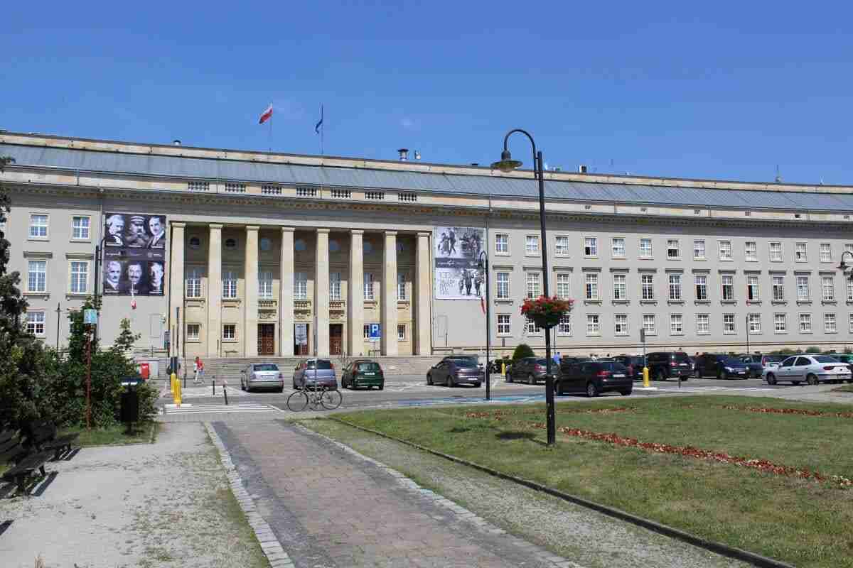 Koronawirus we Wrocławiu. Zmiany w pracy urzędów