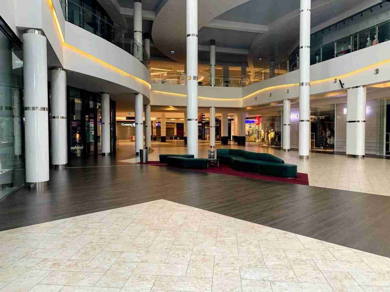 Galerie handlowe, galerie sztuki i muzea otwarte od 1 lutego