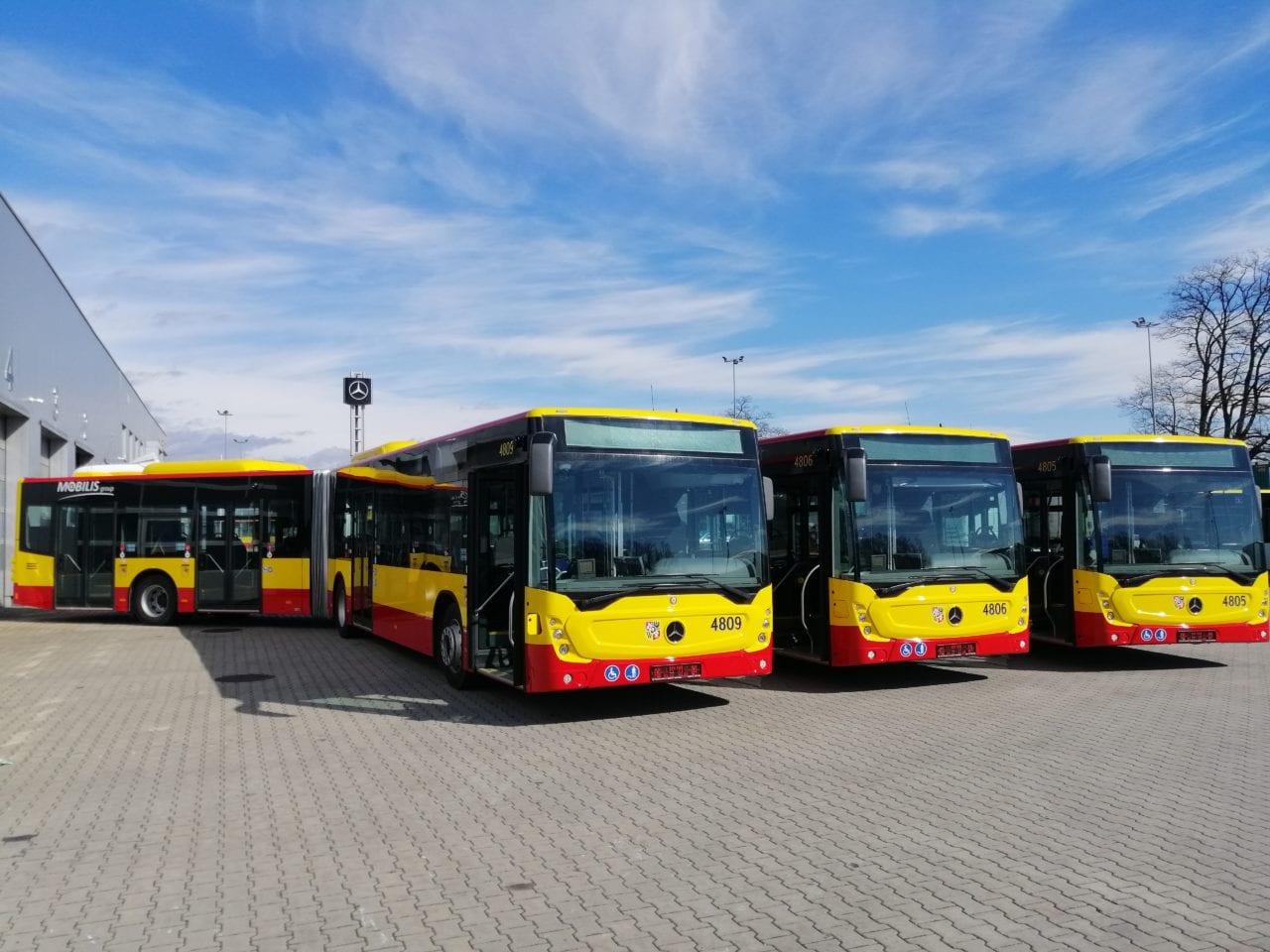 Nowy podwykonawca MPK w pełni wjechał do Wrocławia [ZDJĘCIA]