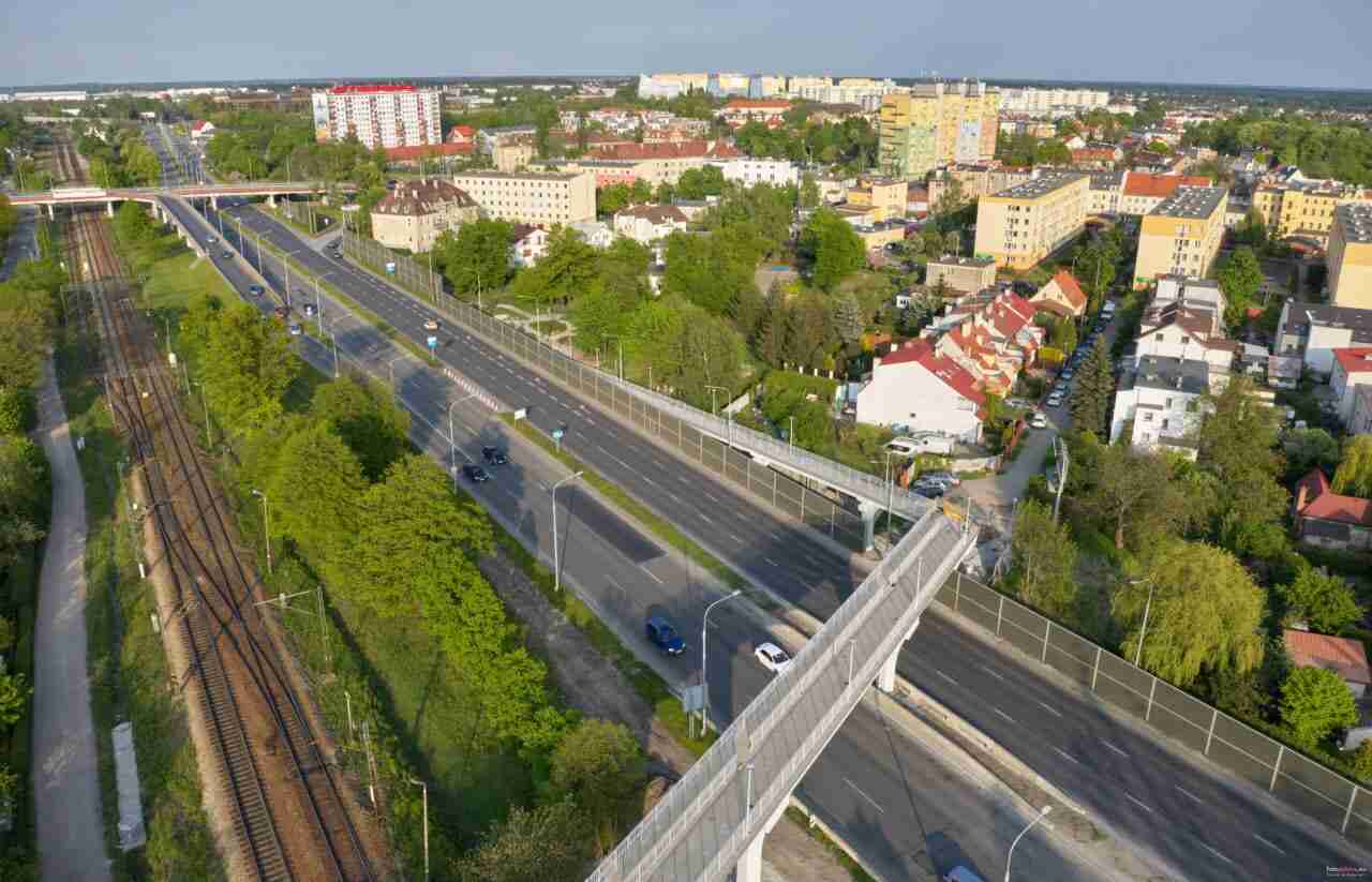 Bezpieczniej na alei Jana III Sobieskiego. Powstaną bariery energochłonne