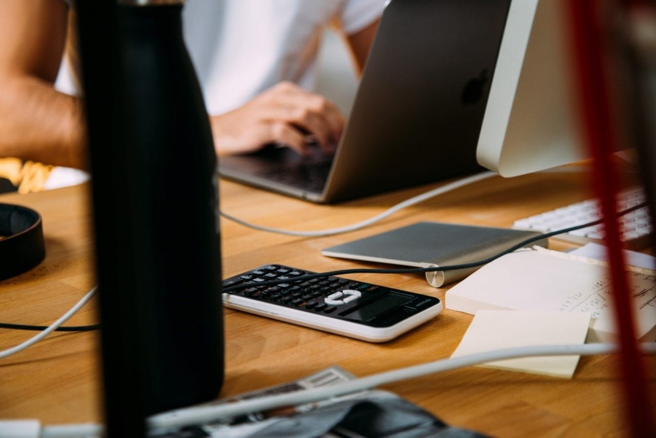 Dlaczego korzystanie z internetowych kalkulatorów kredytowych ma sens?