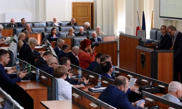 Sejmik Dolnego Śląska wydał stanowisko w sprawie orzeczenia Trybunału Konstytucyjnego