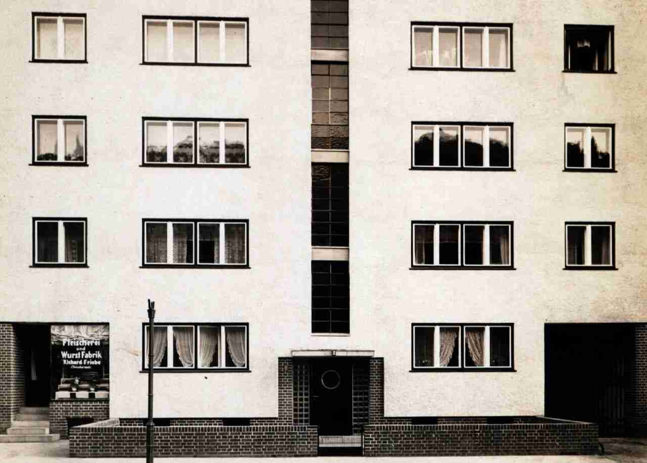 Puk, puk, czy tu mieszka Bauhaus? [KRASZEWSKIEGO 8]
