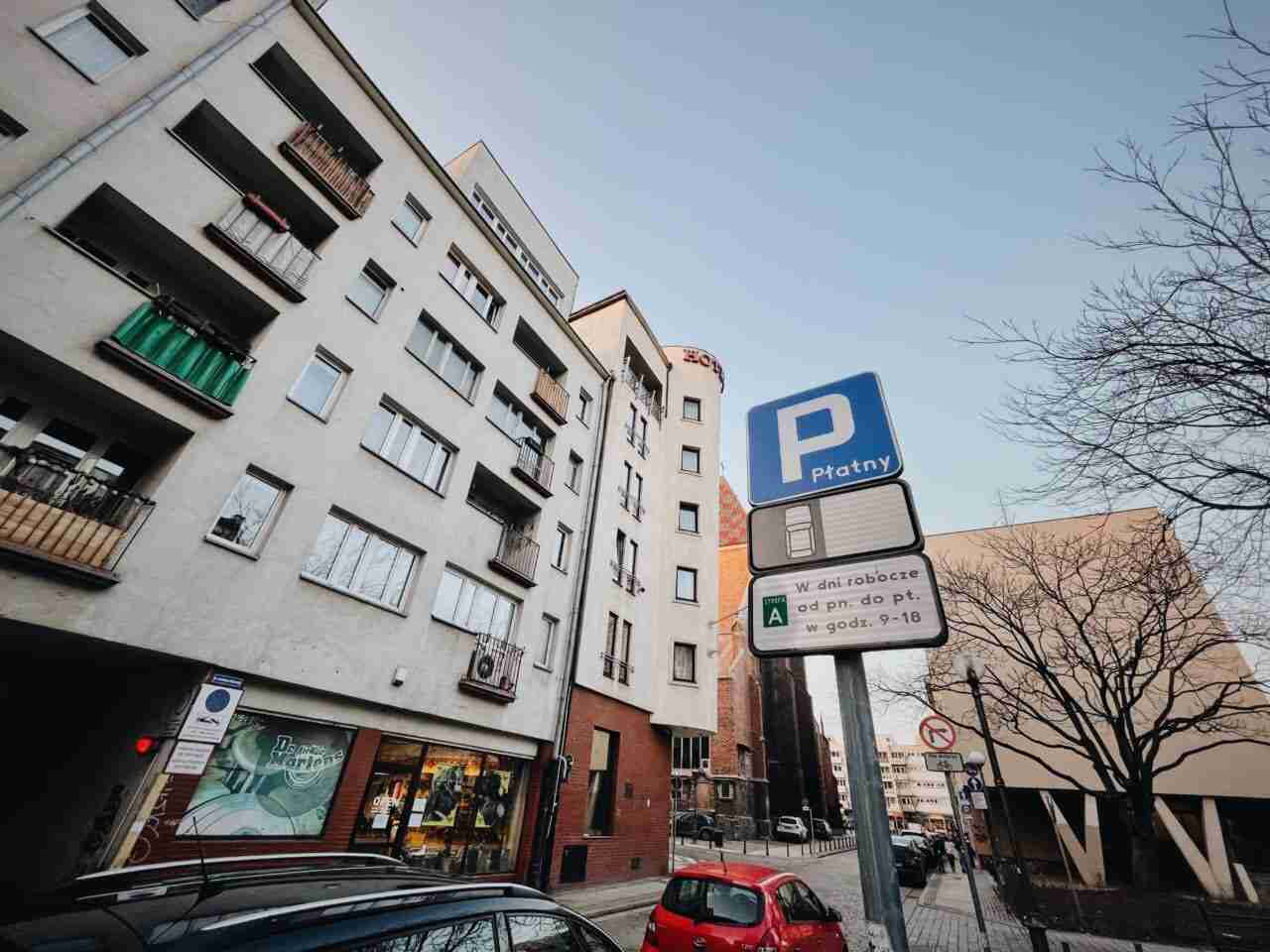 Na kolejnych ulicach na Starym Mieście i Placu Grunwaldzkim parkowanie będzie płatne