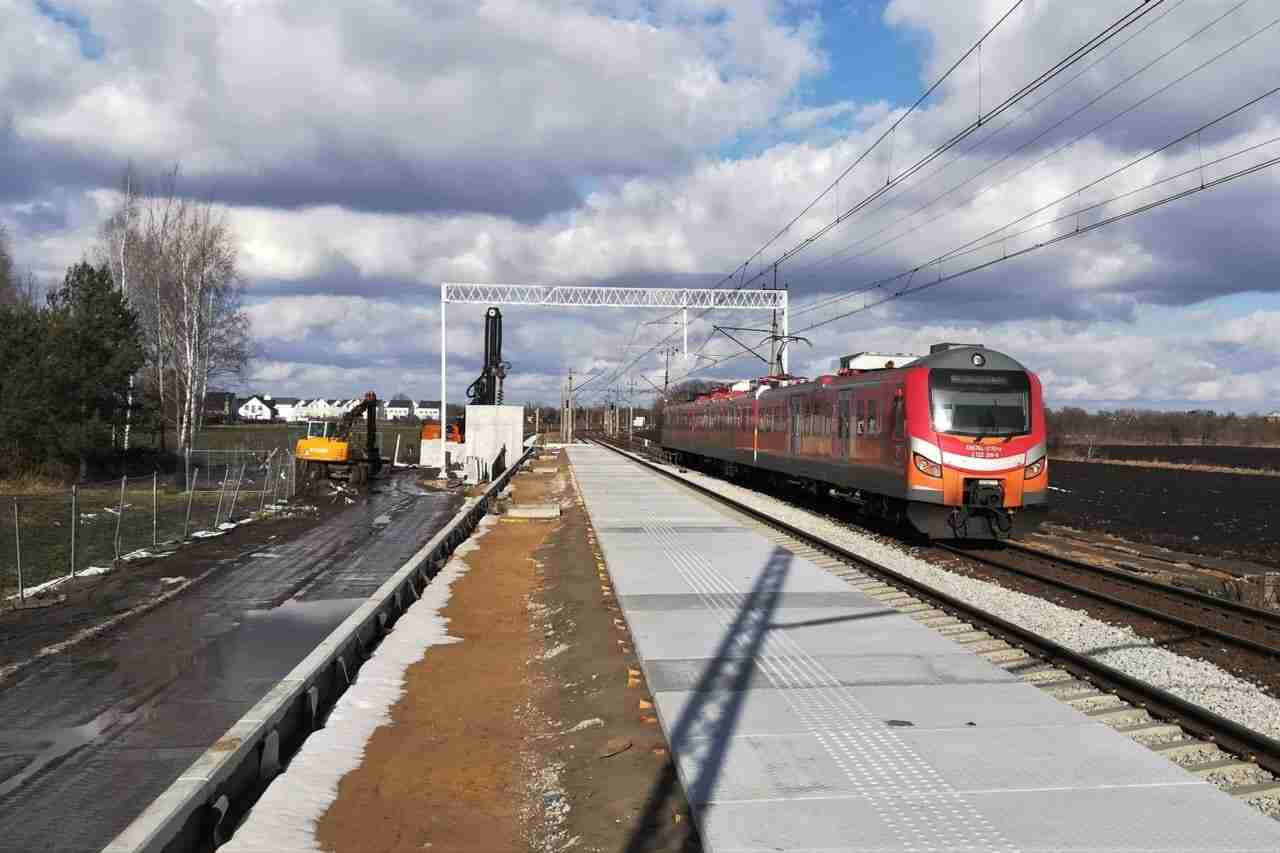 Z Jagodna pociągiem do centrum Wrocławia. Powstaje nowy przystanek kolejowy