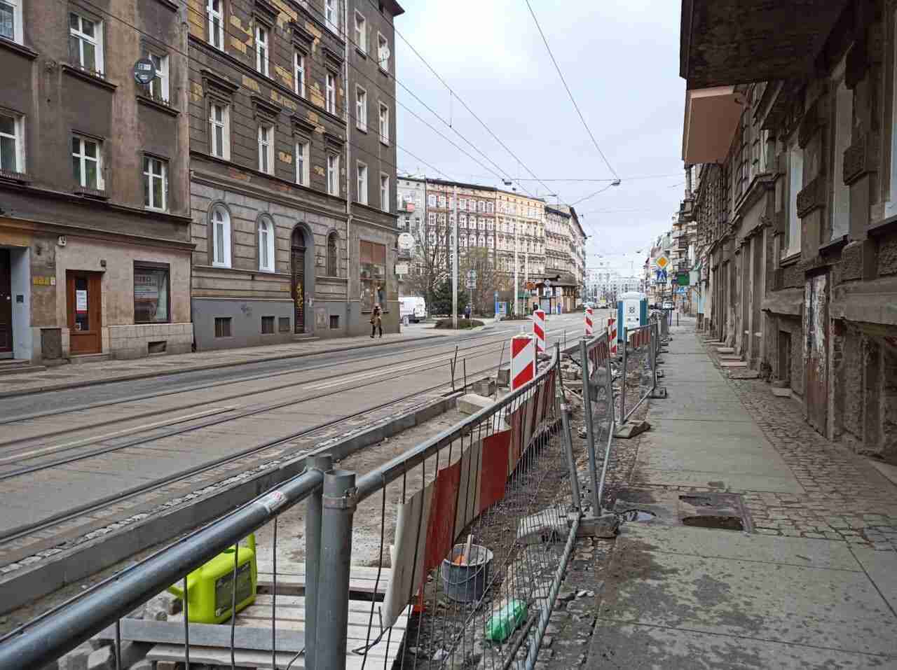 Mieszkańcy ulicy Poniatowskiego dopięli swego: nie będzie przystanku MPK pod ich oknami