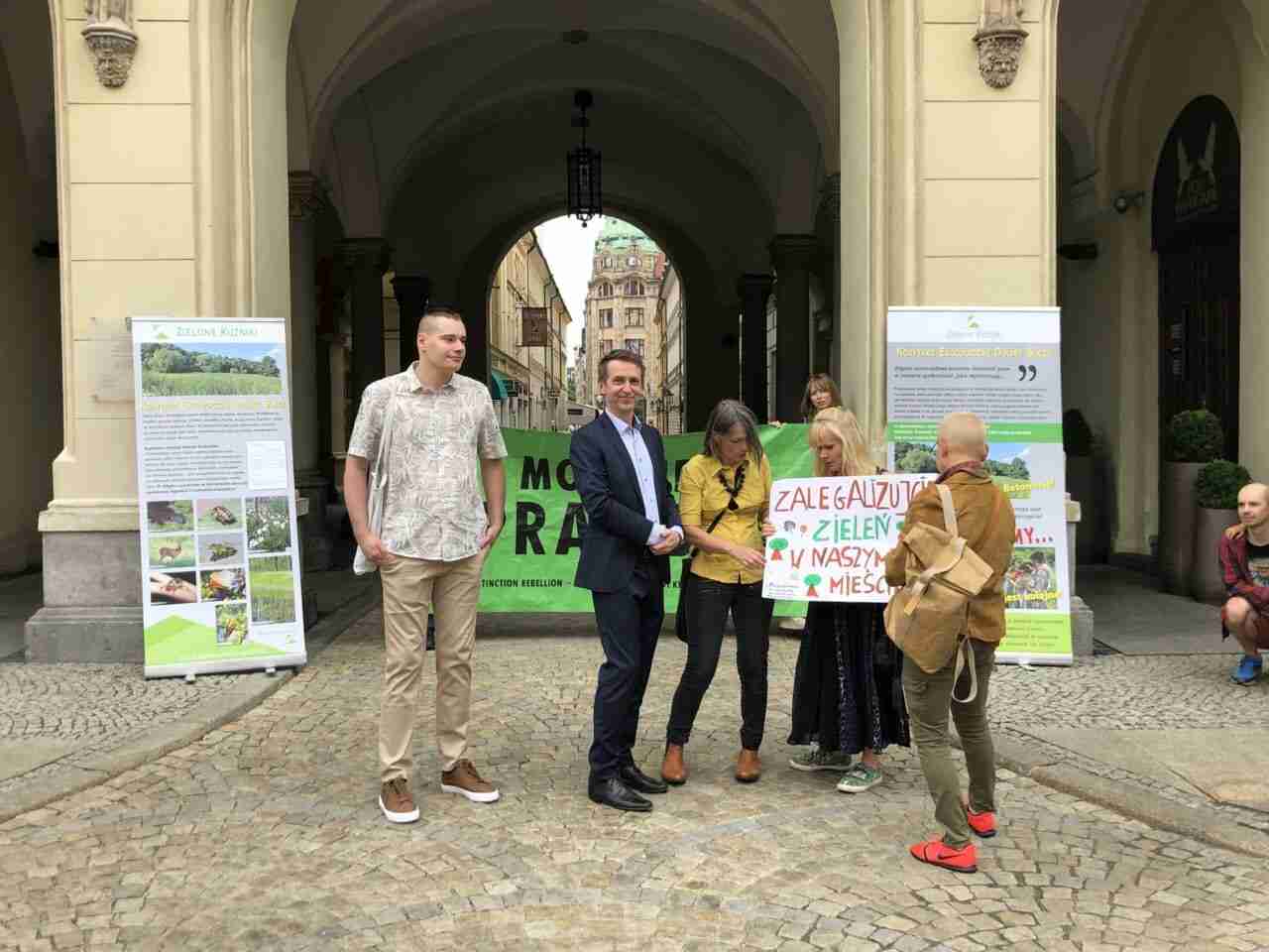 „Korytarz Ekologiczny Doliny Ślęzy”. Mieszkańcy Kuźnik chcą większej ochrony terenów zielonych