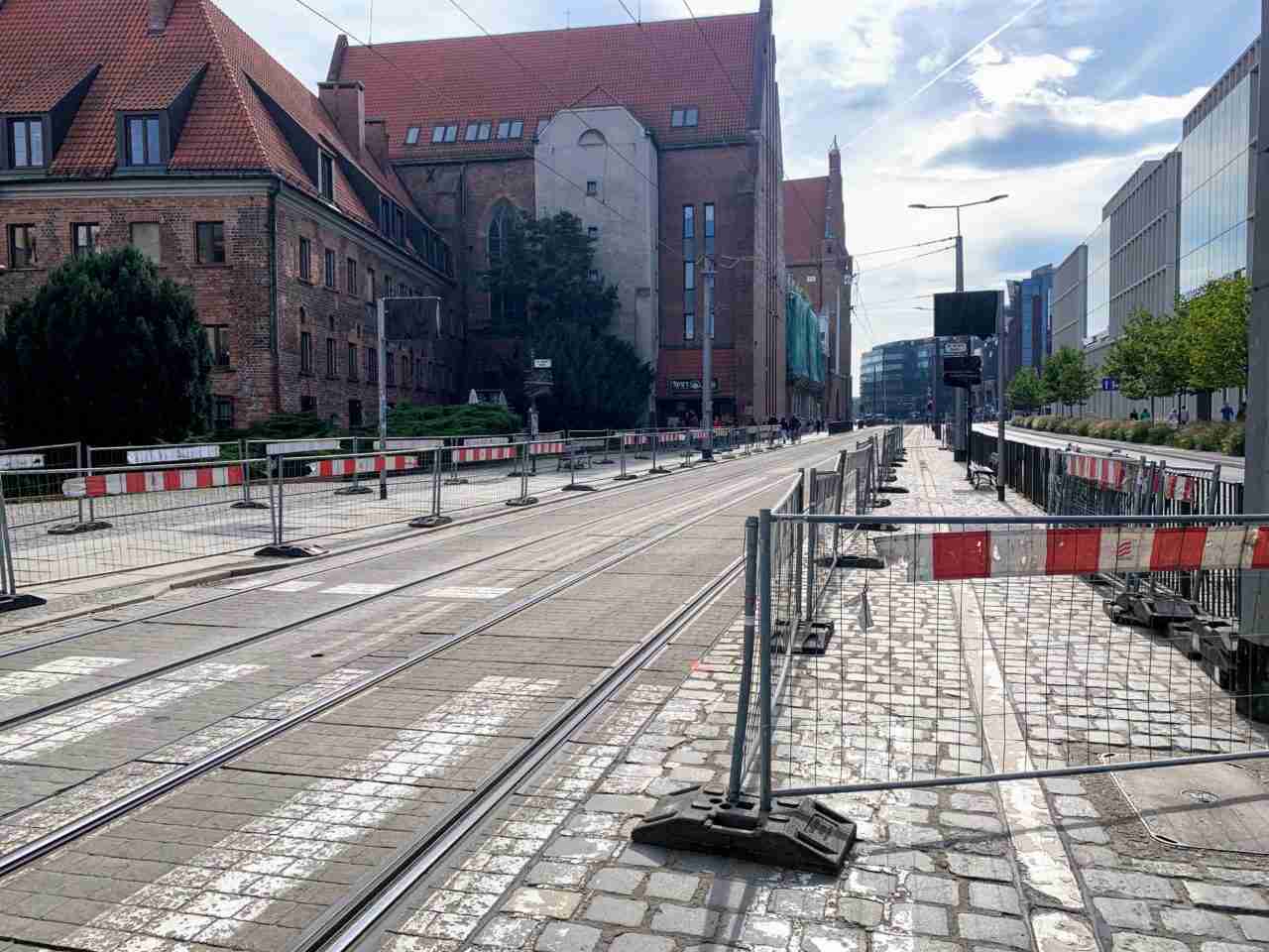 Ruszyła przebudowa peronów tramwajowych na przystankach Nowy Targ