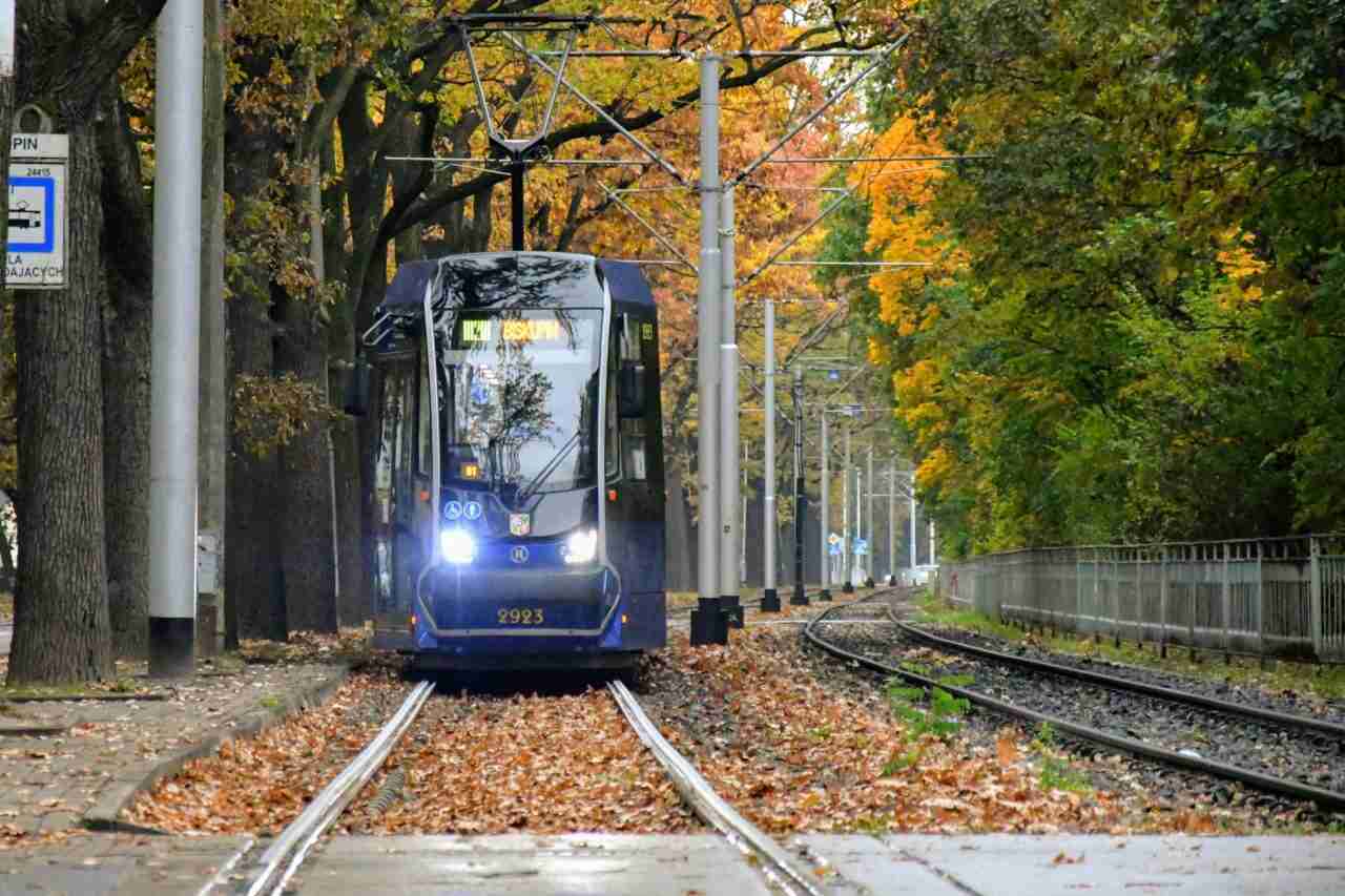 Koniec prac na Olszewskiego. Tramwaje wracają na stałe trasy