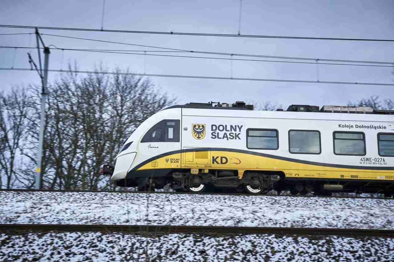 Nowy rozkład Kolei Dolnośląskich wszedł w życie. Pasażerów czeka sporo nowości