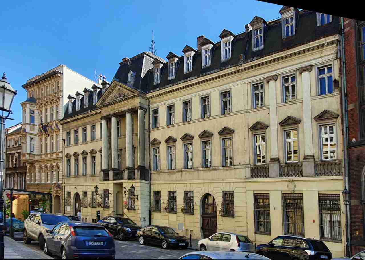 Pałac przy Szajnochy znów na sprzedaż
