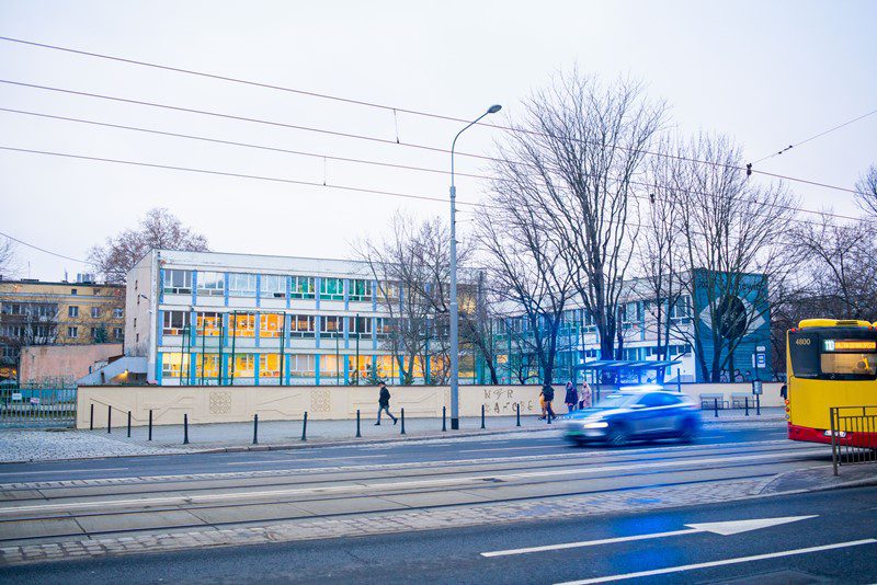 Na murze szkoły powstał „Cichy Mural” [ZDJĘCIA]