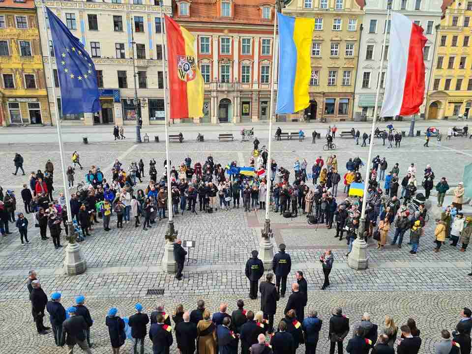 Dolny Śląsk: Sejmik i Rada Miejska potępiły inwazję Rosji na Ukrainę