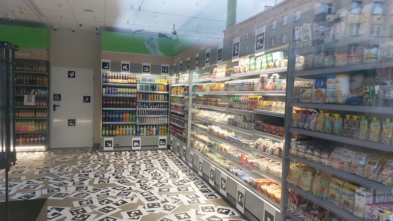Żabka w niedzielę, 27 marca. Czy Żabki są czynne w niedzielę?