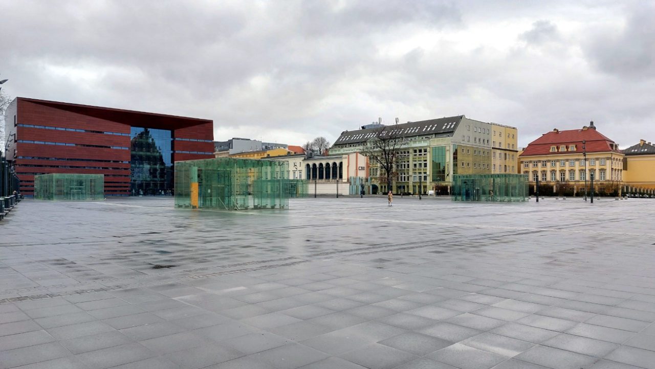 Gigantyczne szachy wrócą na pl. Wolności? 1,5-metrowe figury na 100 m²  szachownicy