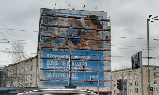 Ogromny mural w centrum Wrocławia będzie zachęcał do szczepienia dzieci