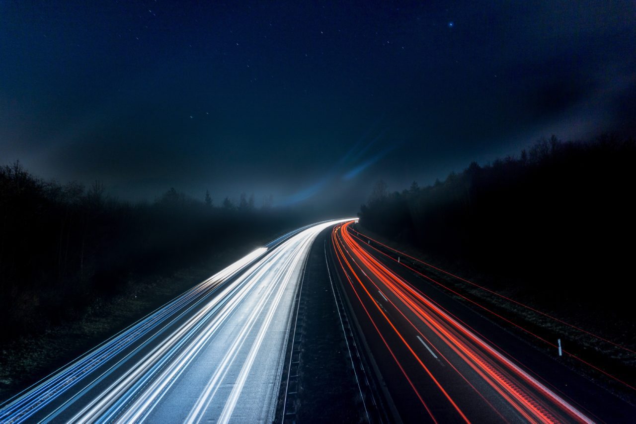 Autostrada A4. Kierowca zatrzymał się na pasie awaryjnym i zasnął. Był pijany